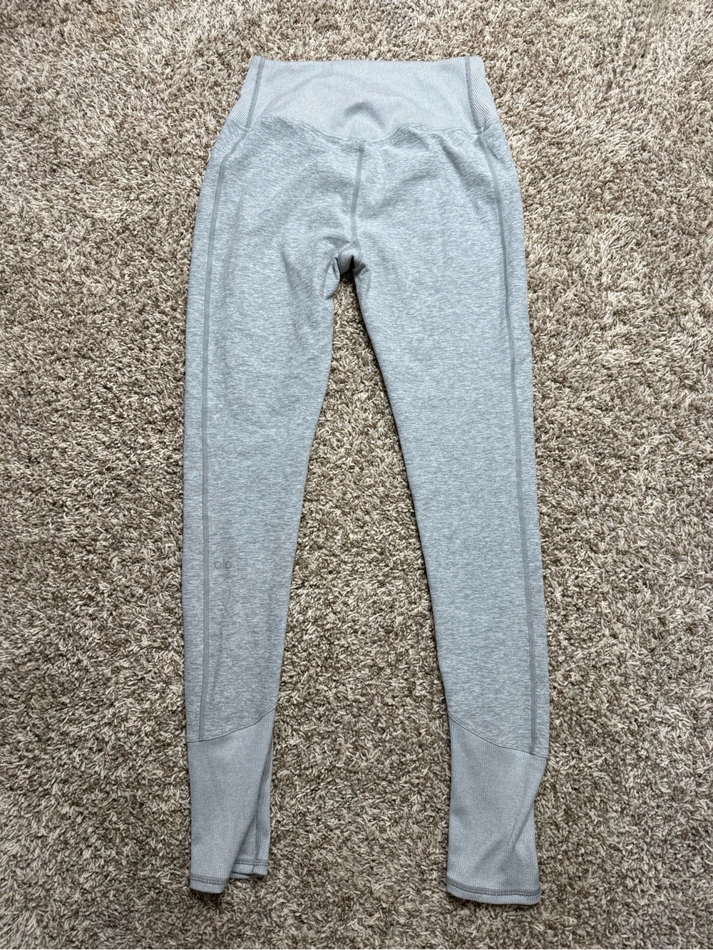 Alo Yoga High Waisted Alosoft Lounge Leggings Athletic Heather Gray - Picture 6 of 7